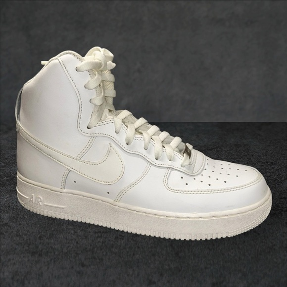 MSRP $130 Nike Air Force 1 High '07 Men's Shoes Sz 10 pre-owned Great condition - Picture 1 of 14